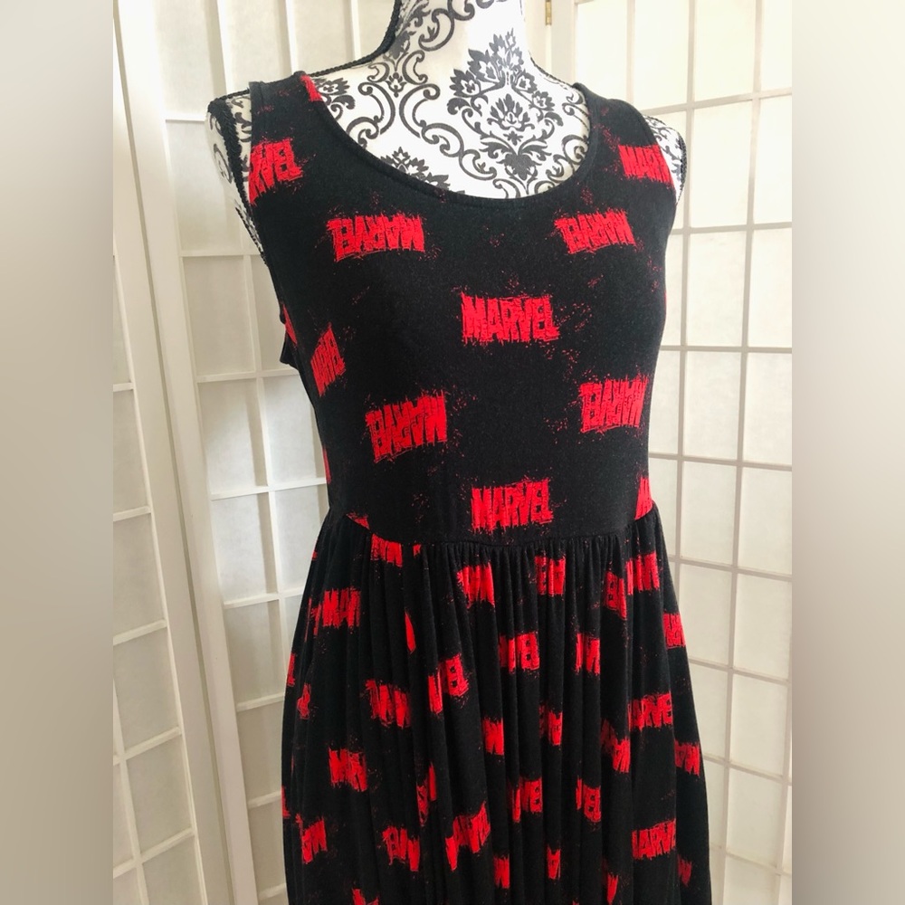 Torrid MARVEL Stretchy Skater Midi Pocket Dress 0X XL - Picture 4 of 12